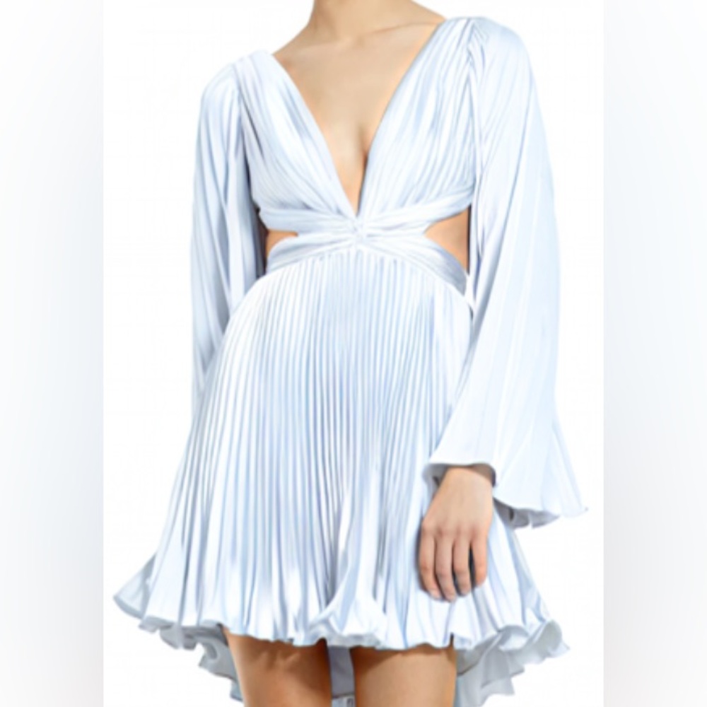 NWT! MAC DUGGAL - PLEATED V-NECK CUTOUT LONG SLEEVE MINI DRESS